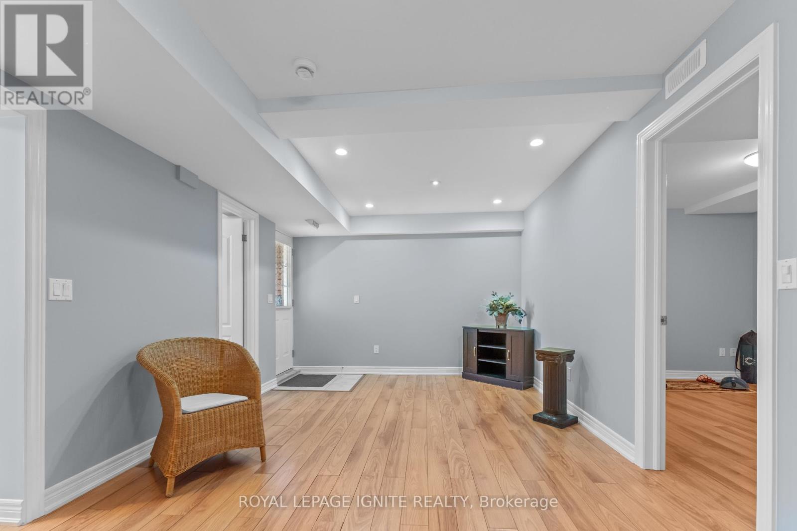 59 Shanly Street, Toronto, Ontario  M6H 1S4 - Photo 20 - W12112204