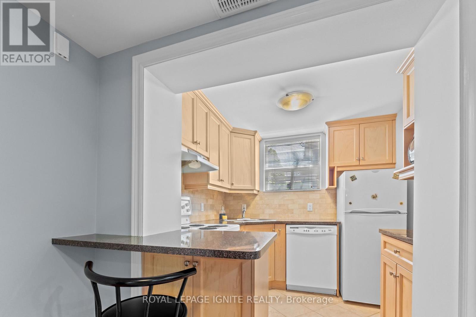 59 Shanly Street, Toronto, Ontario  M6H 1S4 - Photo 23 - W12112204