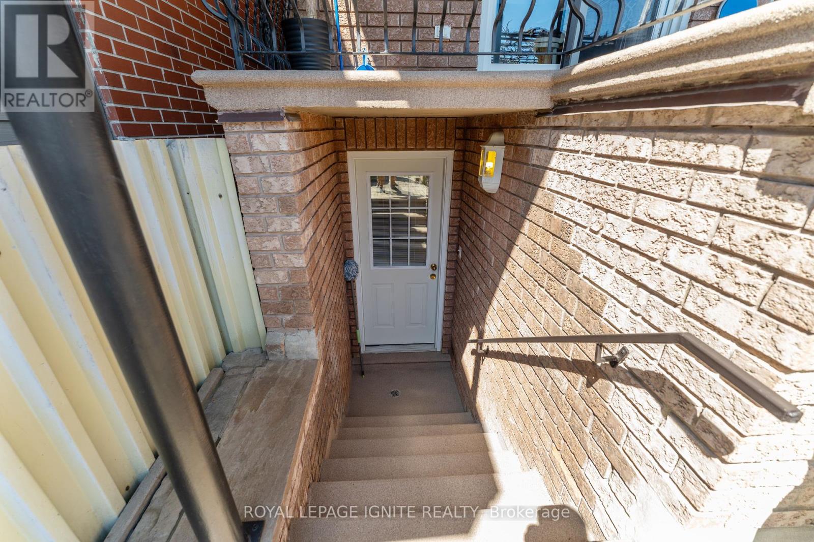 59 Shanly Street, Toronto, Ontario  M6H 1S4 - Photo 40 - W12112204