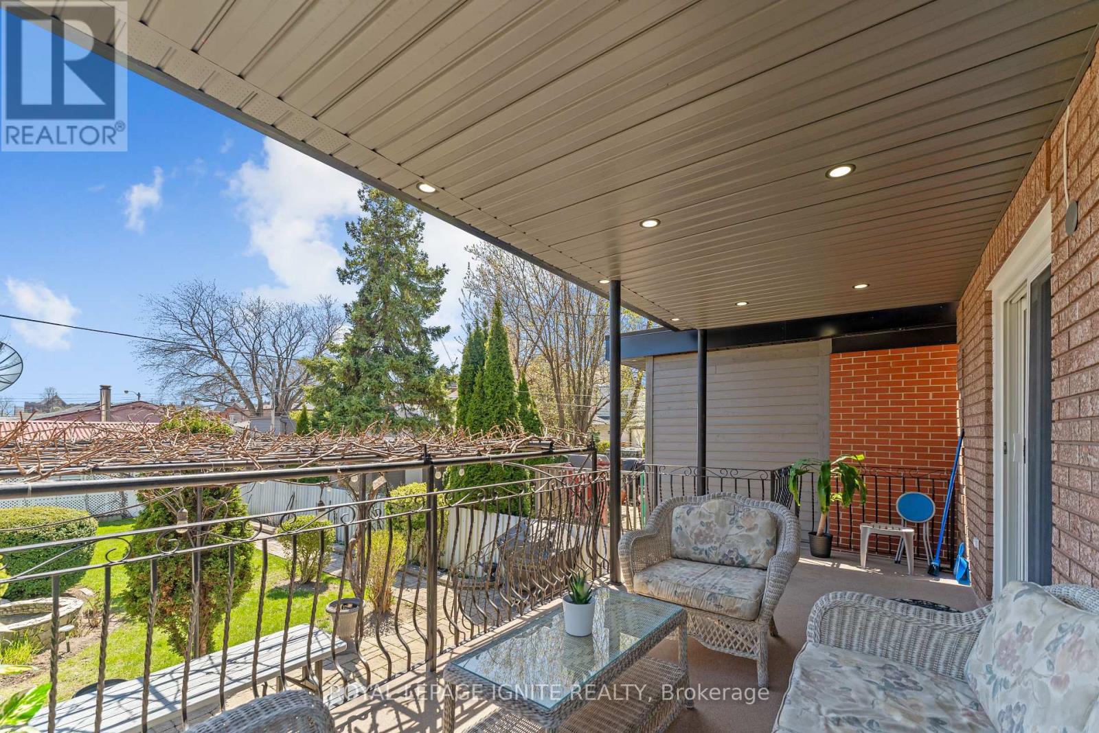 59 Shanly Street, Toronto, Ontario  M6H 1S4 - Photo 45 - W12112204