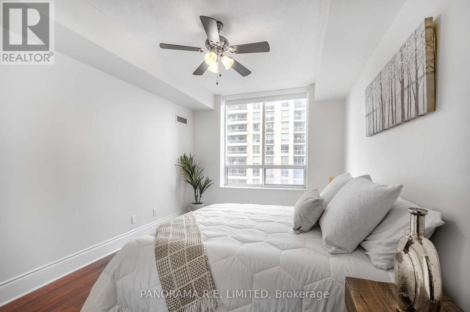 1125 - 5233 Dundas Street W, Toronto, Ontario  M9B 6M1 - Photo 13 - W12112231