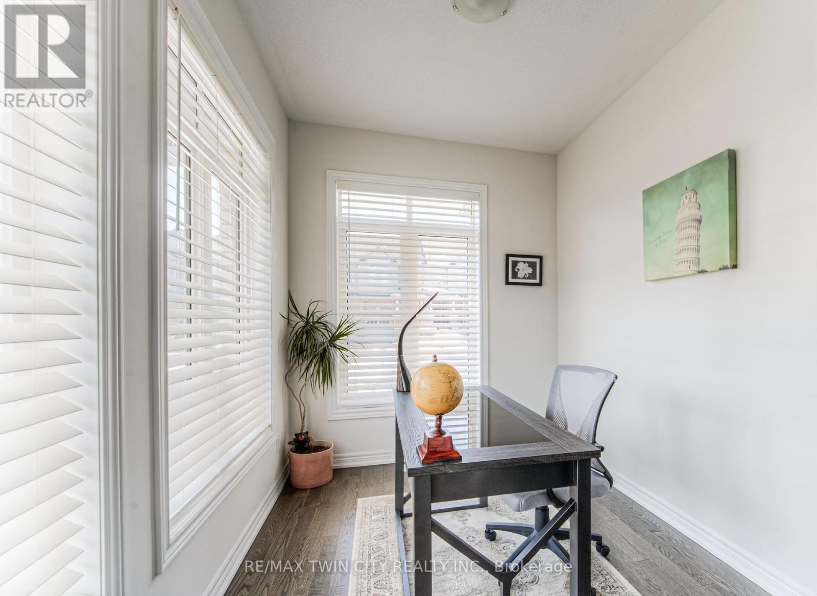 Property at 39 REISTWOOD DRIVE image 5