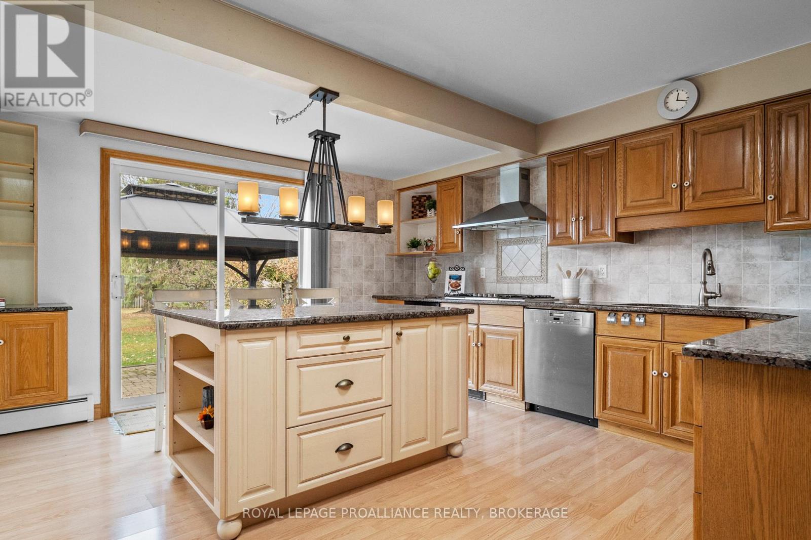 1021 Sydenham Road, Kingston, Ontario  K7M 3L8 - Photo 18 - X12112334