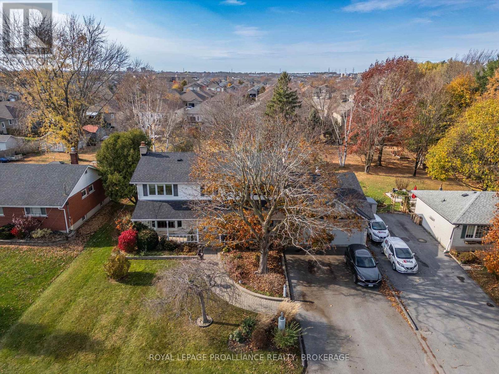 Property at 1021 SYDENHAM ROAD image 3