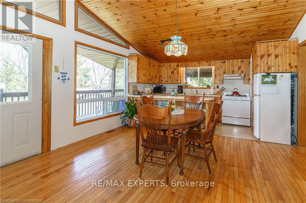 86 Stoney Road, Mckellar, Ontario  P2A 0B5 - Photo 3 - X12112061