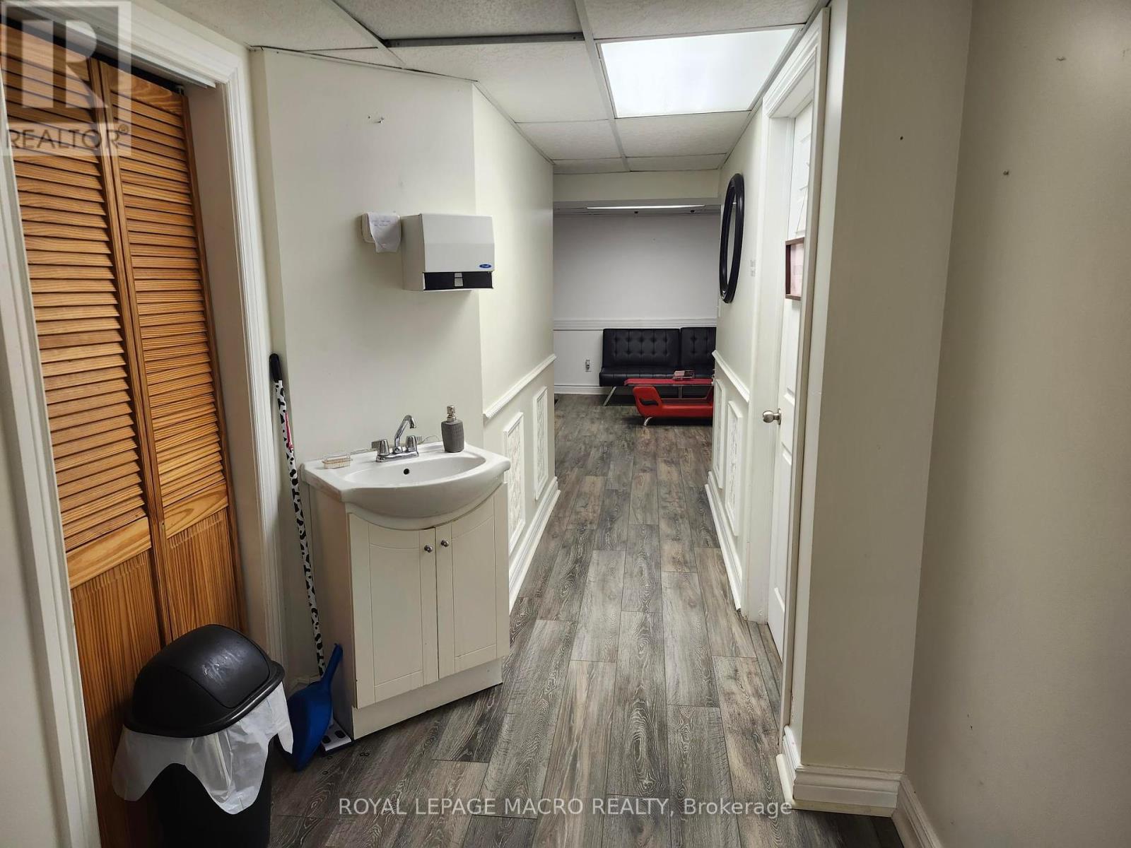 2200 Rymal Road E, Hamilton, Ontario  L0R 1P0 - Photo 18 - X12112066