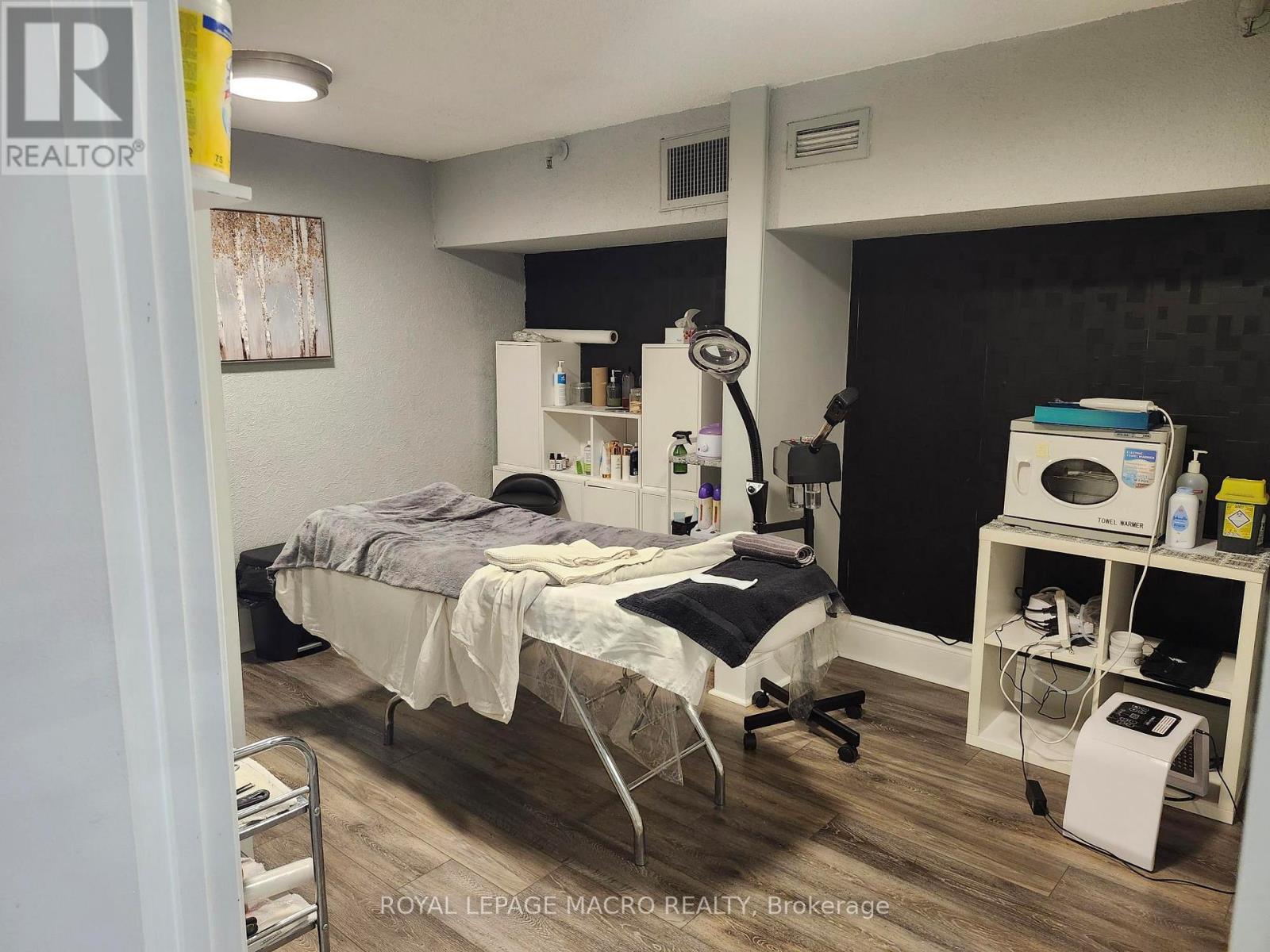 2200 Rymal Road E, Hamilton, Ontario  L0R 1P0 - Photo 6 - X12112066
