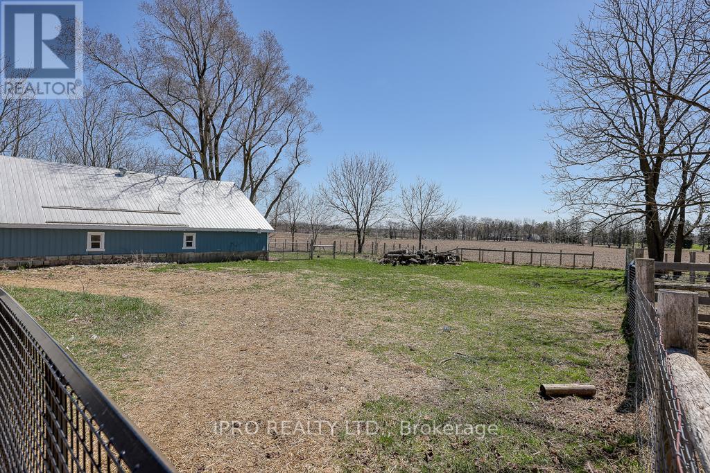 3892 Lewis Road, Thames Centre, Ontario  N0L 1V0 - Photo 42 - X12112113