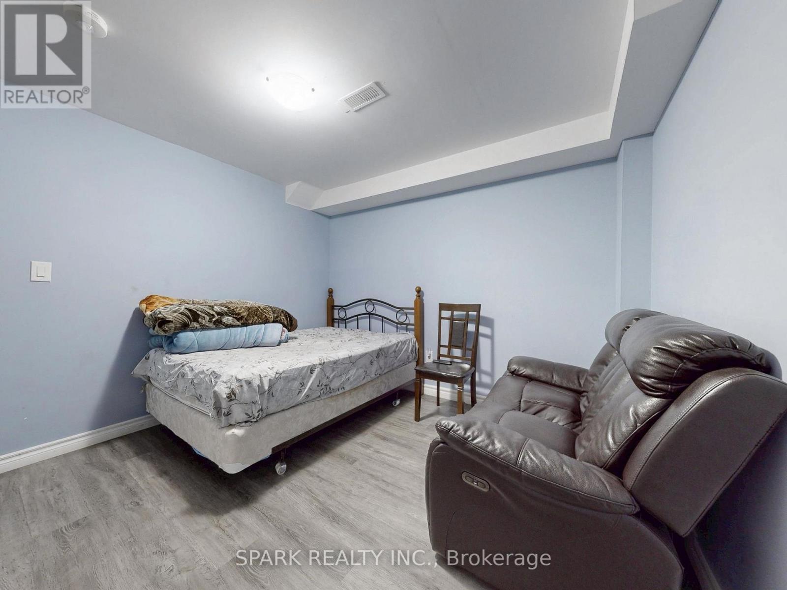 40 Mullholland Avenue, Cambridge, Ontario  N3H 0C3 - Photo 42 - X12112245