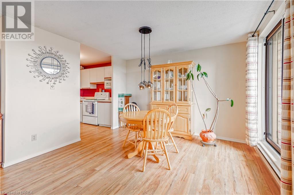 421 Fairview Drive Unit# 506, Brantford, Ontario N3R 7M3 - Photo 11 - 40720716