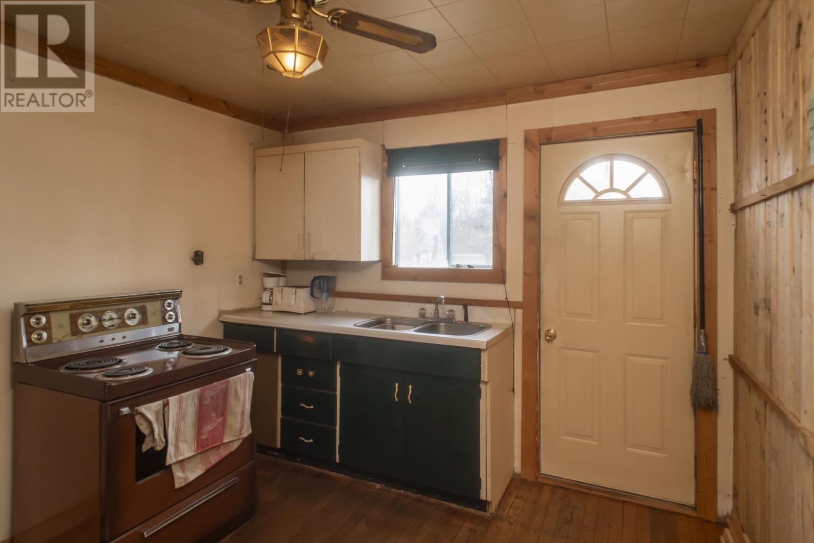 514 Christina St E, Thunder Bay, Ontario  P7E 4P2 - Photo 16 - TB250915