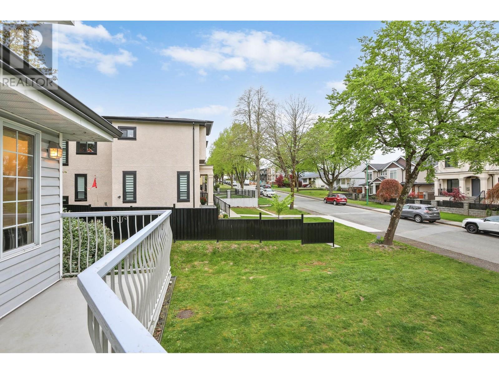 3778 Nithsdale Street, Burnaby, British Columbia  V5G 1P3 - Photo 15 - R2996187