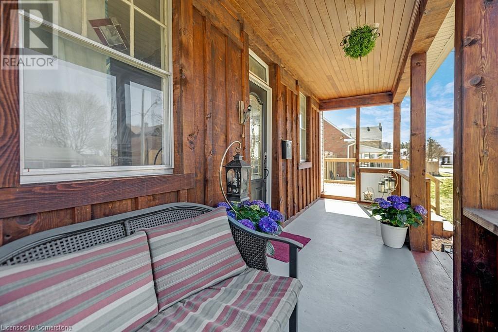 Property at 9 HOPETON Street image 5