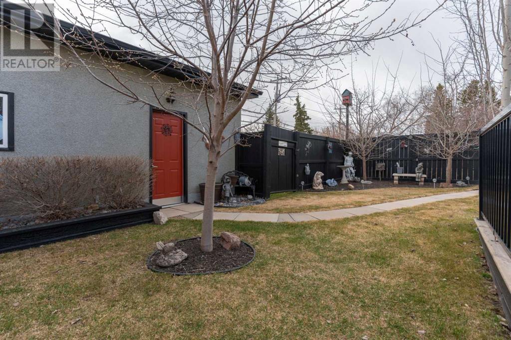 4841 49 Street, Camrose, Alberta  T4V 1N1 - Photo 44 - A2214159
