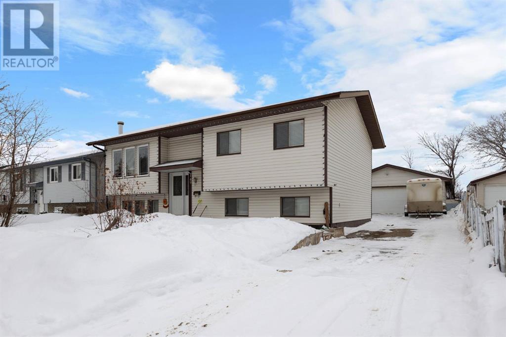 Property at 149 Farrell Crescent image 2