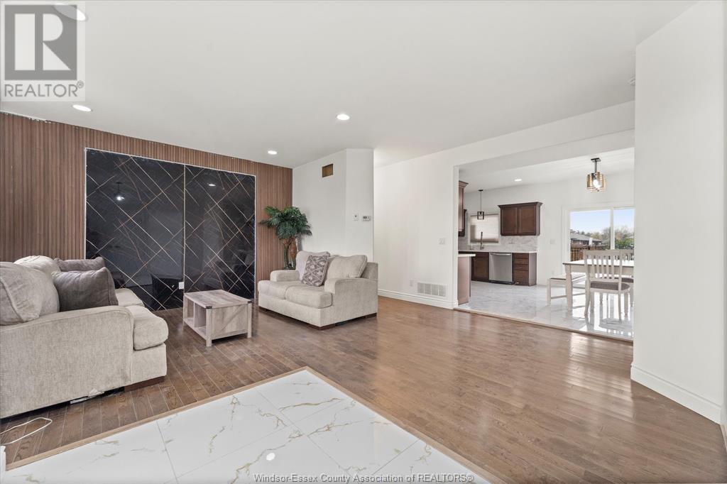 Property at 286 GOLFVIEW DRIVE image 5