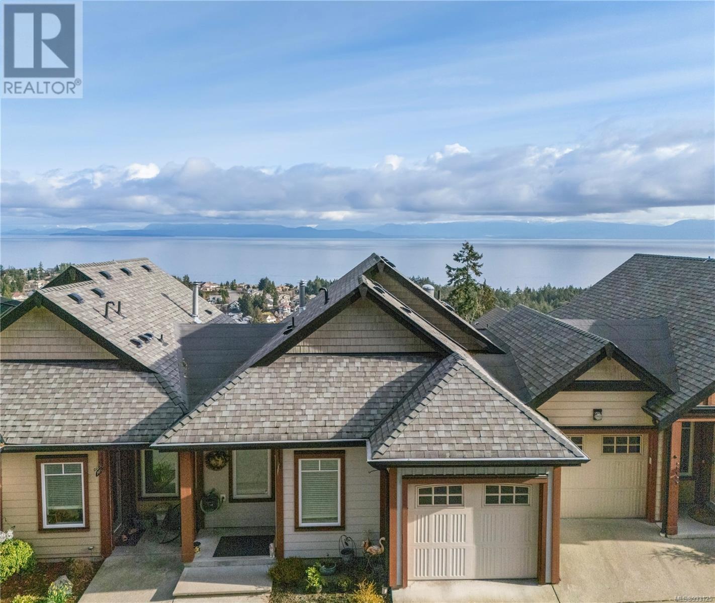 Property at 104 4745 Grandview Crt image 2