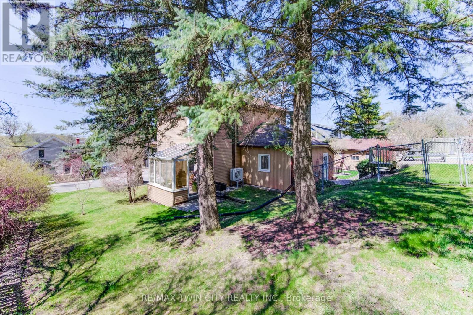 164 Queen Street E, Cambridge, Ontario  N3C 2B2 - Photo 21 - X11993962