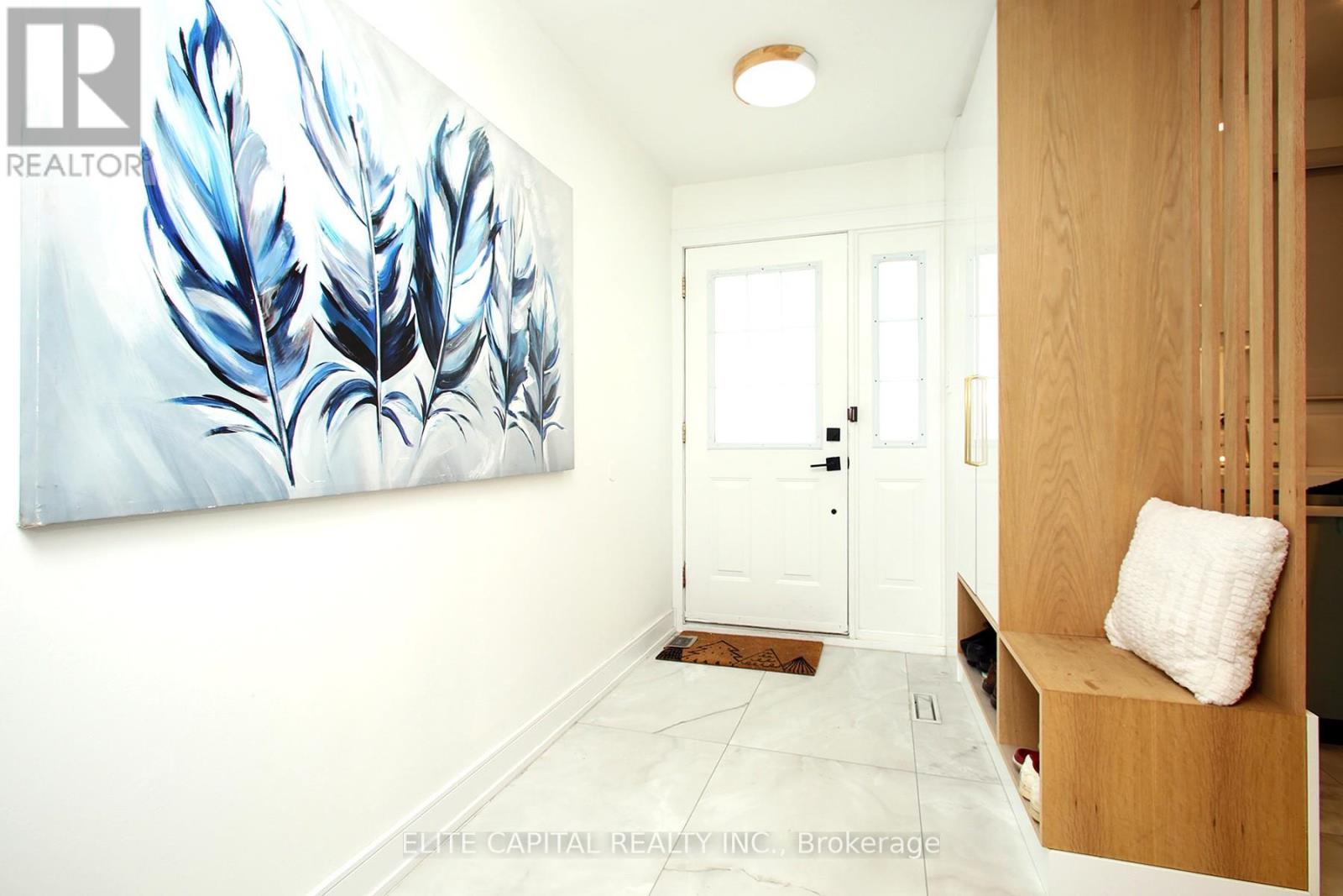 Property at 225 SNOWSHOE CRESCENT image 4