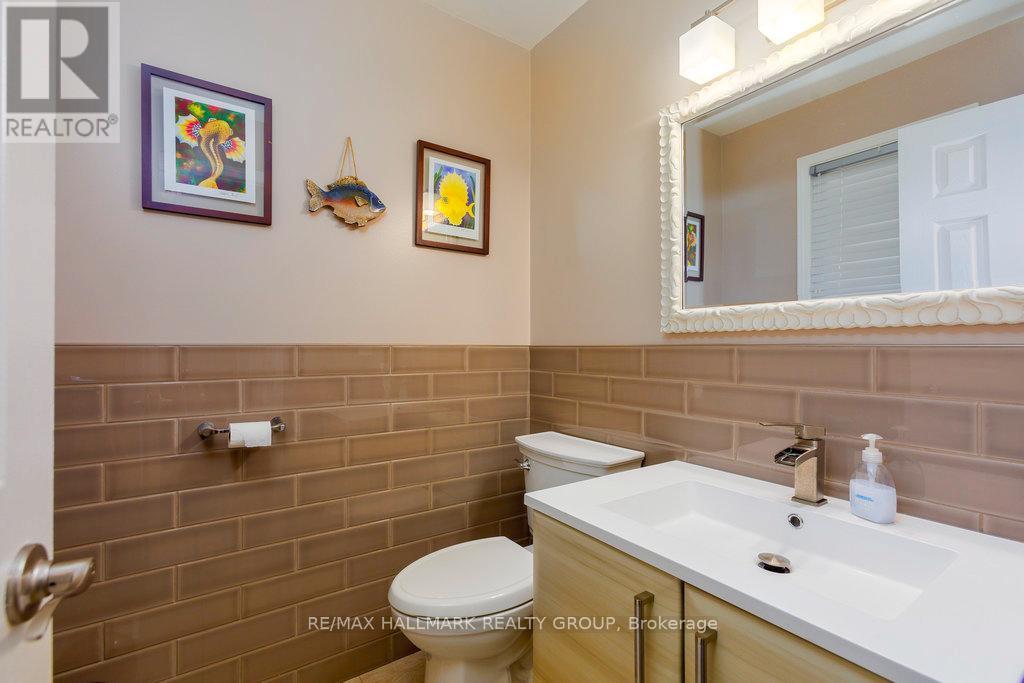 Property at 24 RAVENSCROFT COURT image 5