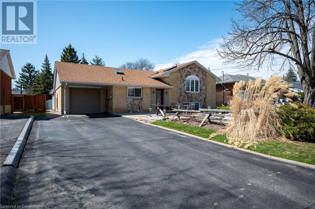 10 Plainsman Road, Mississauga, Ontario L5N 1C5 - Photo 4 - 40722949