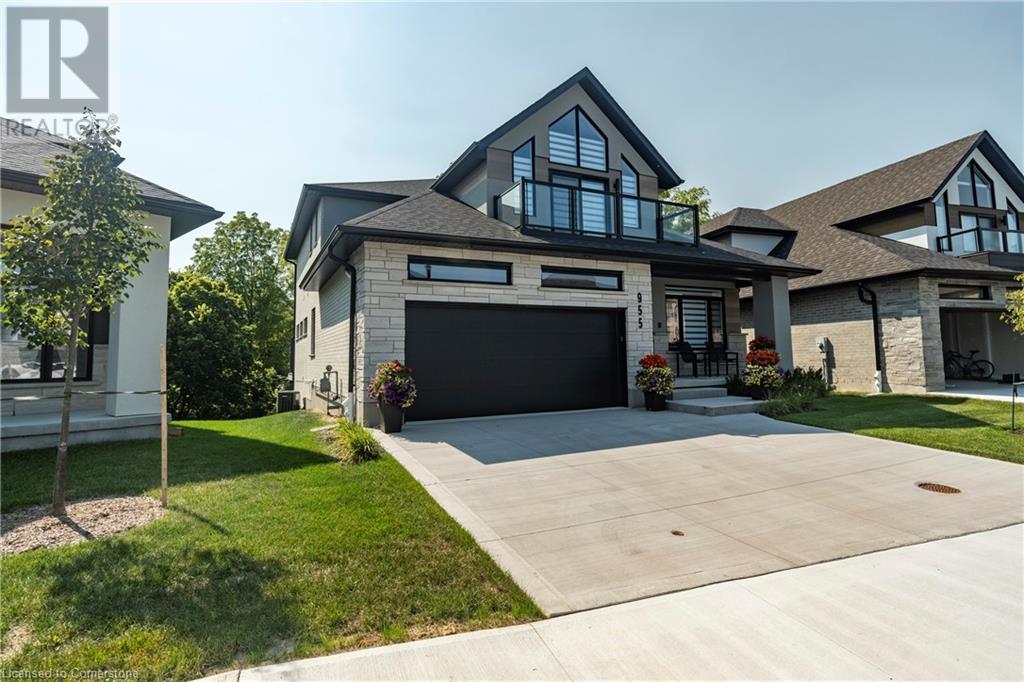 955 Stonecliffe Walk, Kitchener, Ontario N2P 0K5 - Photo 2 - 40714119