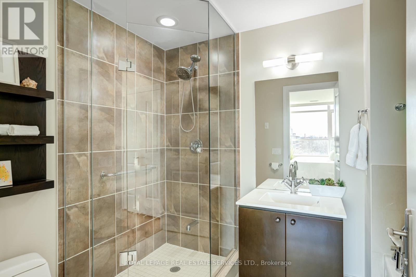 Ph12 - 20 Gothic Avenue, Toronto (High Park North), Ontario  M6P 1T5 - Photo 22 - W12112277