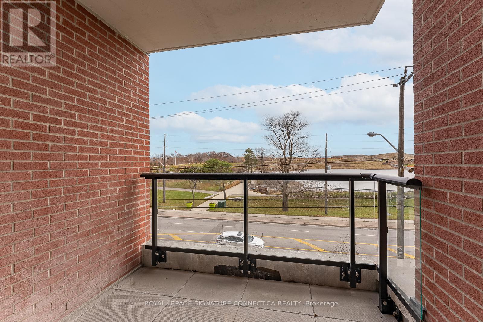 325 - 3100 Keele Street, Toronto (Downsview-Roding-Cfb), Ontario  M3M 2H4 - Photo 17 - W12112281