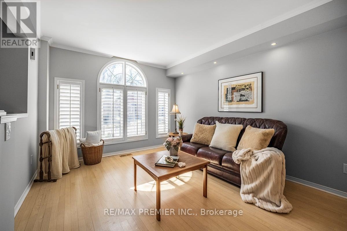 Property at 2595 BLACKCOMBE CRESCENT image 4