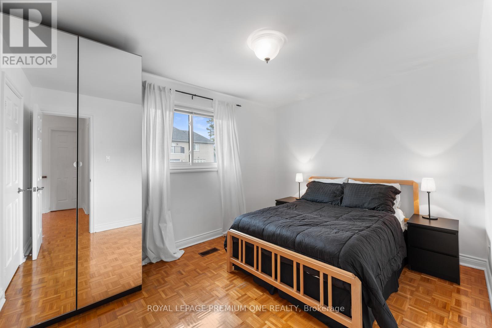 14 Bradmore Avenue, Toronto, Ontario  M9M 1J9 - Photo 31 - W12112300