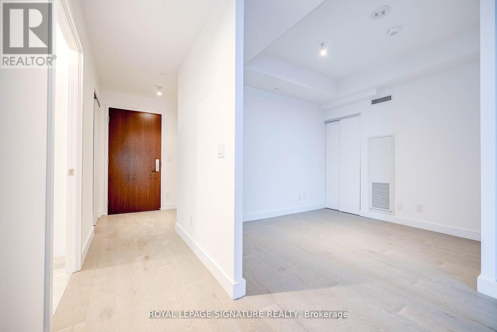 501 - 160 Kingsway Crescent, Toronto, Ontario  M8X 2R6 - Photo 5 - W12112315