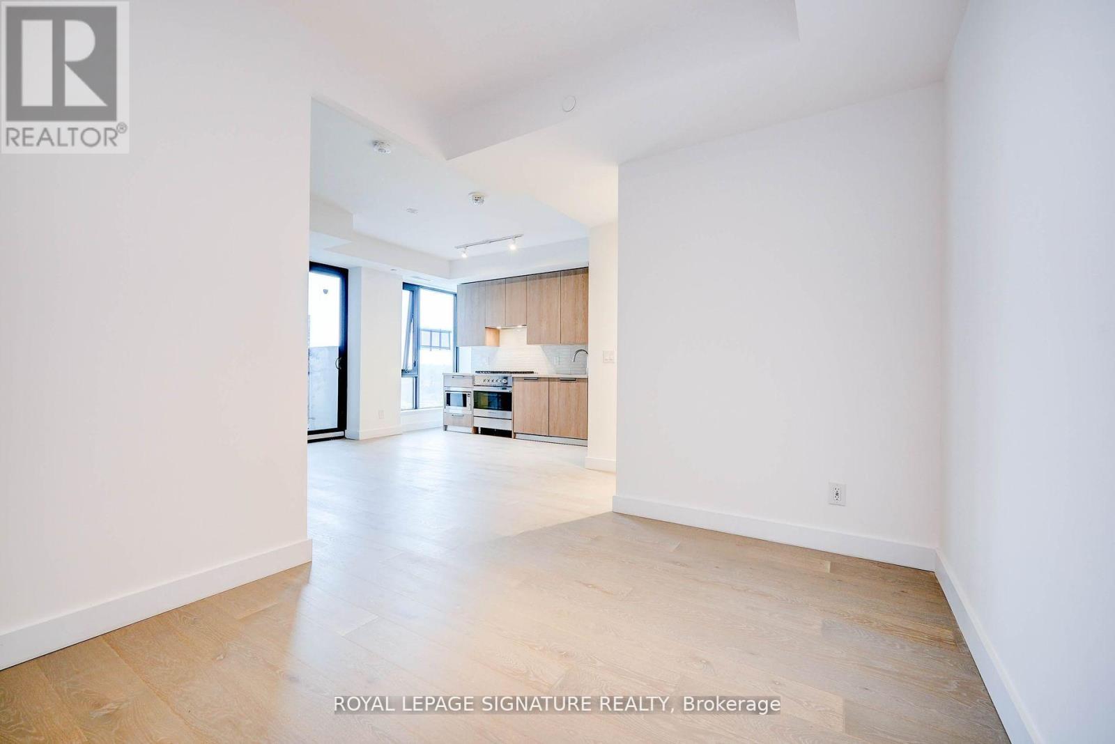 501 - 160 Kingsway Crescent, Toronto, Ontario  M8X 2R6 - Photo 6 - W12112315
