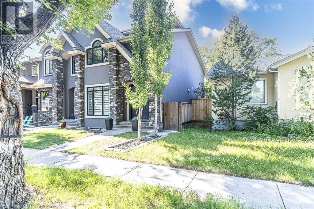 Property at 427 21 Avenue NW image 2
