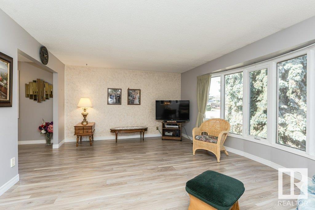 Property at 11245 34A AV NW image 2