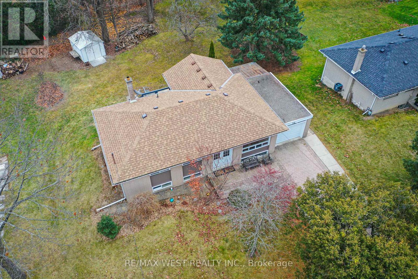 Property at 25 NORMAN AVENUE image 2