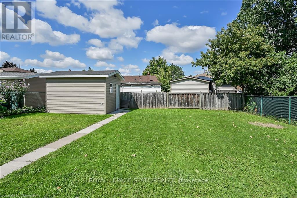 B - 221 Gray Road, Hamilton, Ontario  L8E 1T9 - Photo 27 - X12112325