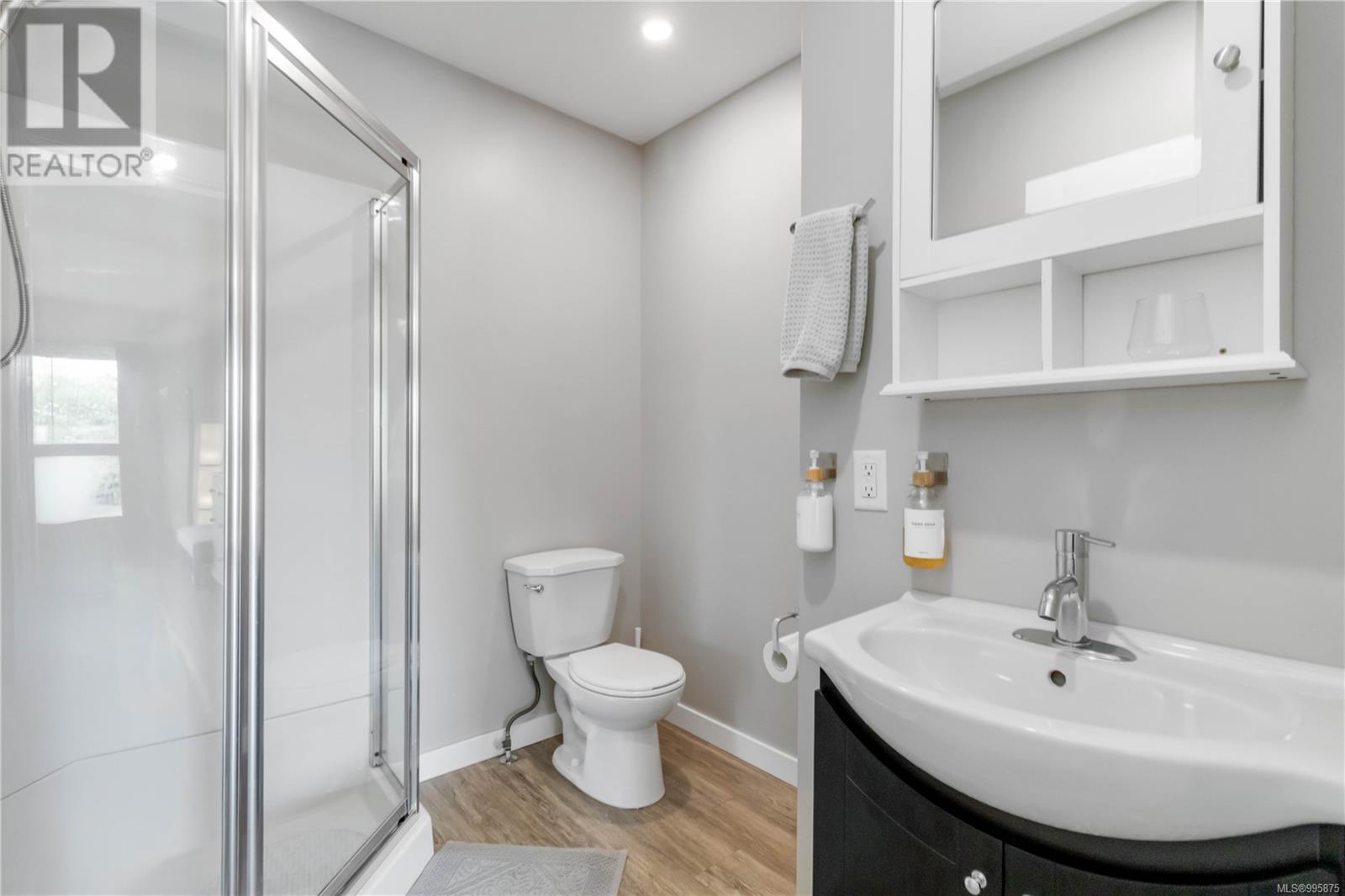 2255 Henry Ave, Sidney, British Columbia  V8L 2A8 - Photo 18 - 995875