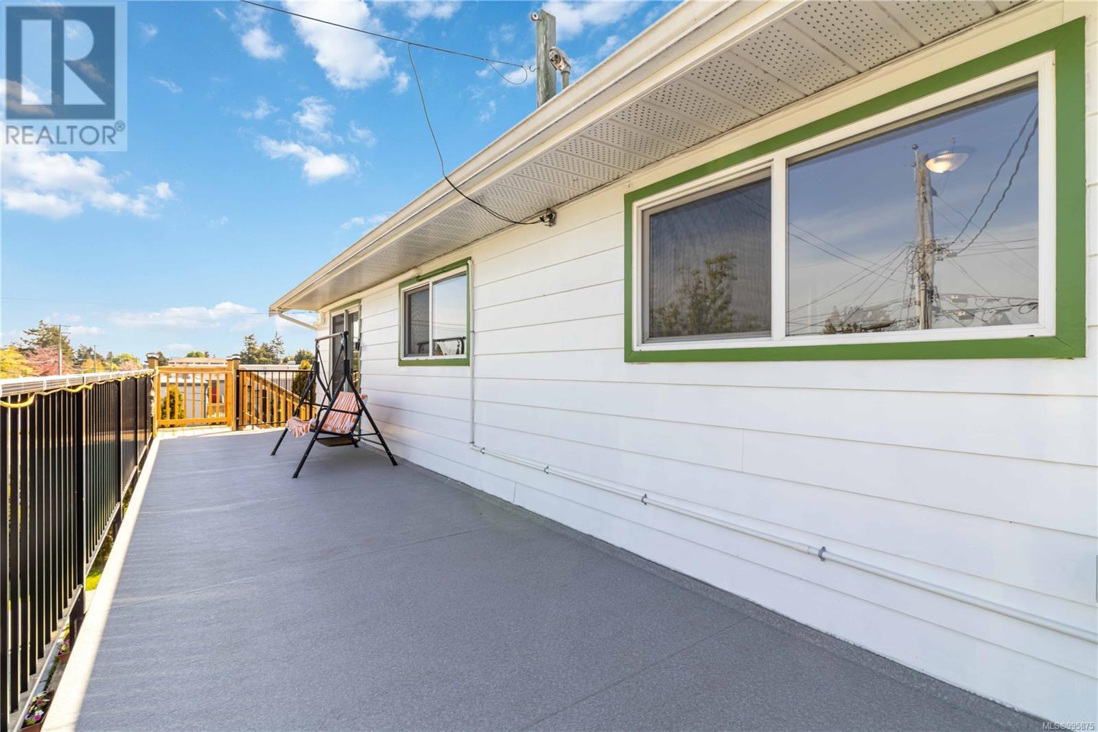 2255 Henry Ave, Sidney, British Columbia  V8L 2A8 - Photo 43 - 995875
