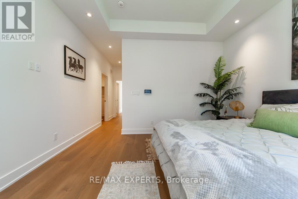 68 Twenty Fourth Street, Toronto (Long Branch), Ontario  M8V 3N8 - Photo 19 - W12110620