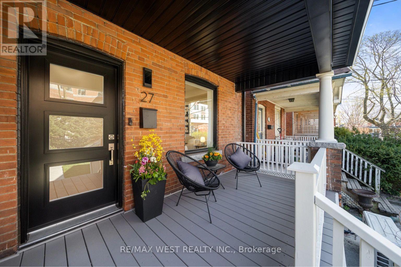 27 Fisken Avenue, Toronto, Ontario  M6P 3C1 - Photo 2 - W12111311
