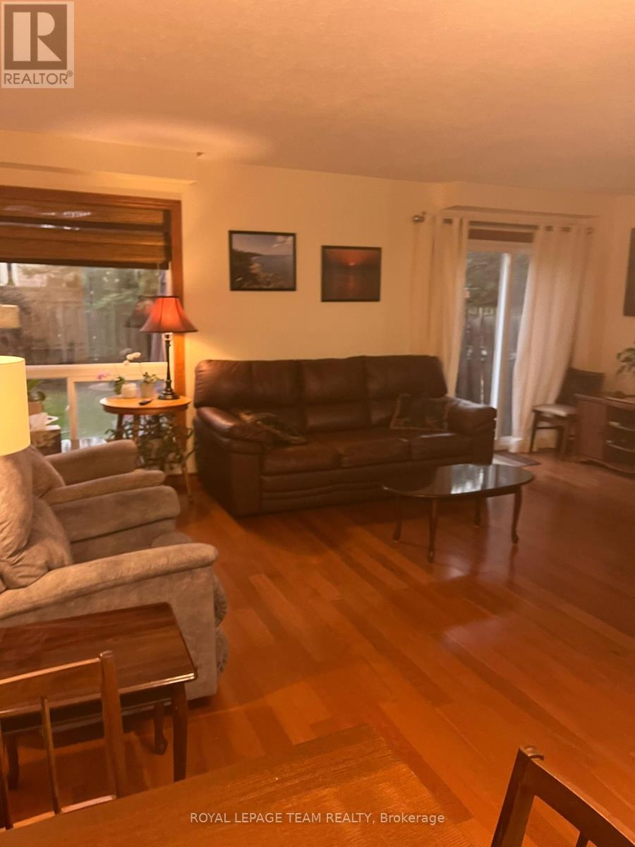 Property at 61 MCGIBBON DRIVE S image 5