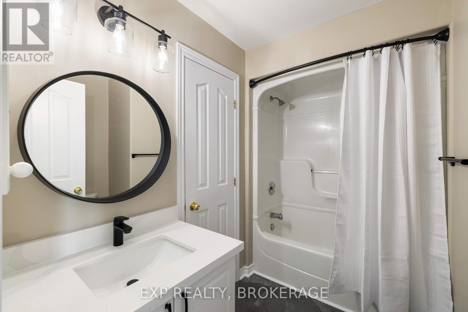 1892 Berrywood Crescent, Kingston, Ontario  K7P 3G4 - Photo 28 - X12112522