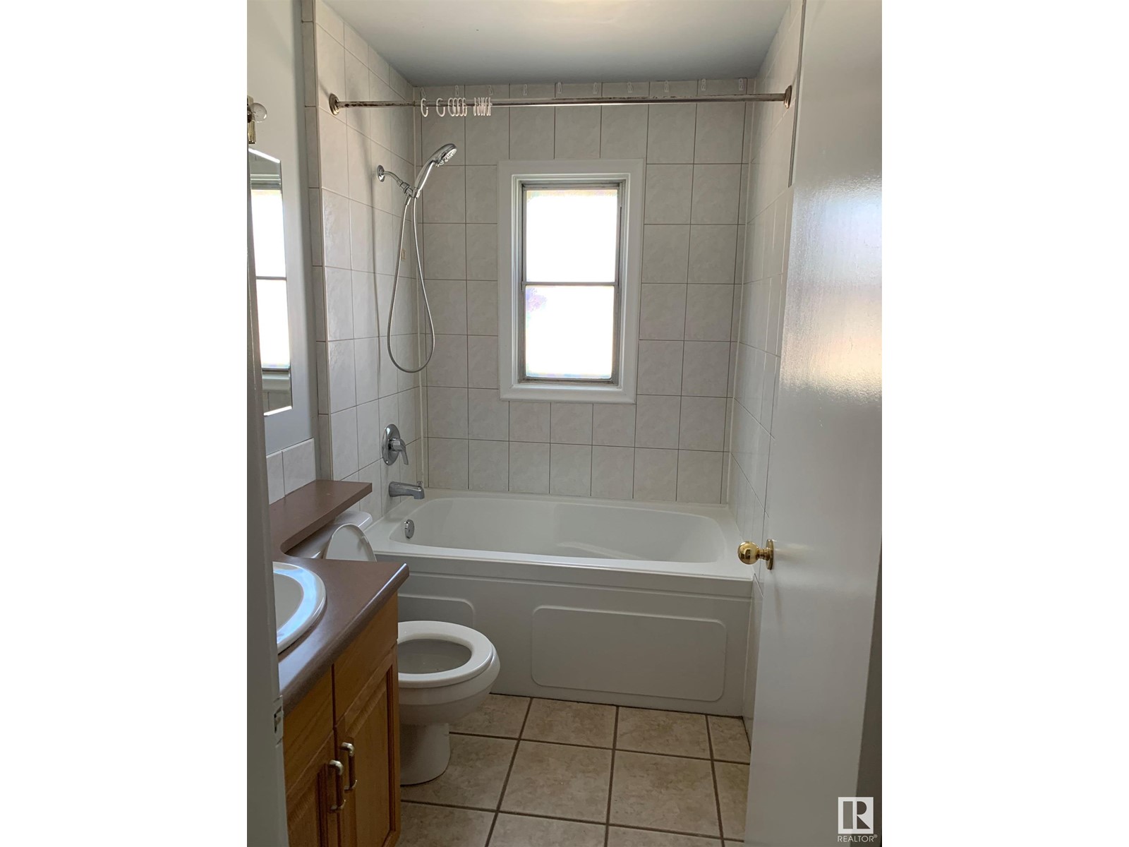 Property at 8110 83 AV NW image 5