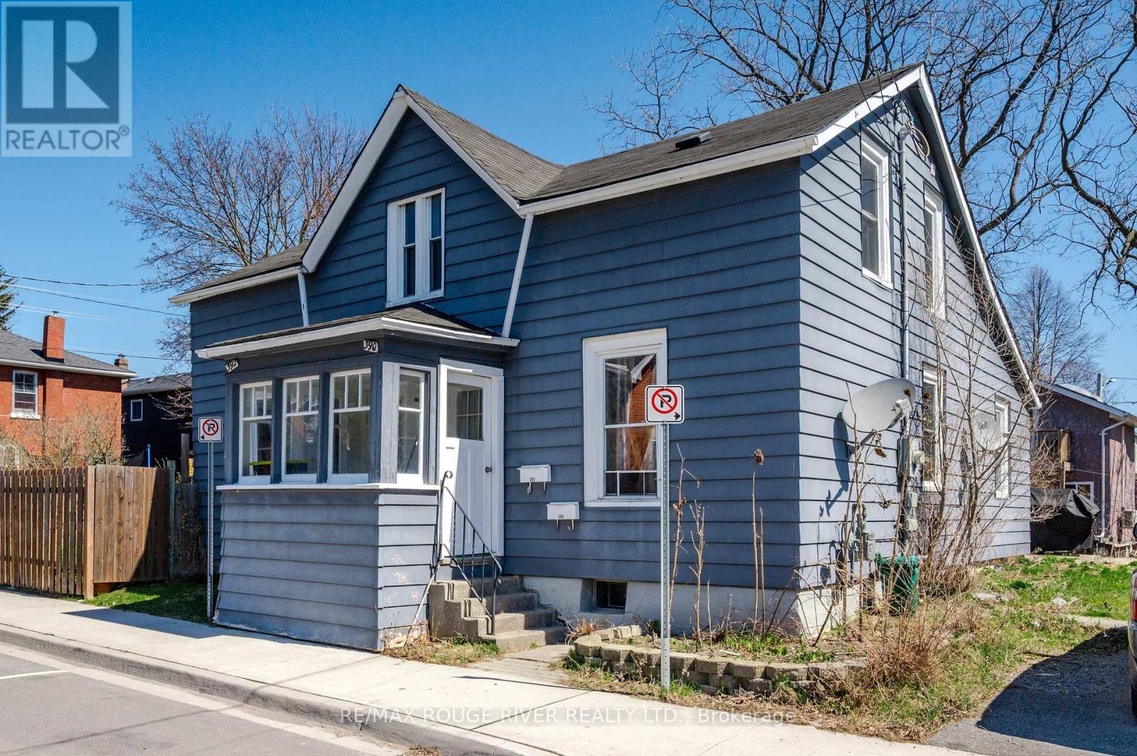 Property at 390/392 MATHEW STREET image 1
