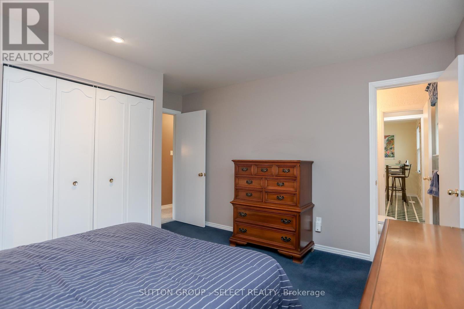 478 Village Green Avenue, London South, Ontario  N6J 1Z3 - Photo 23 - X12112386