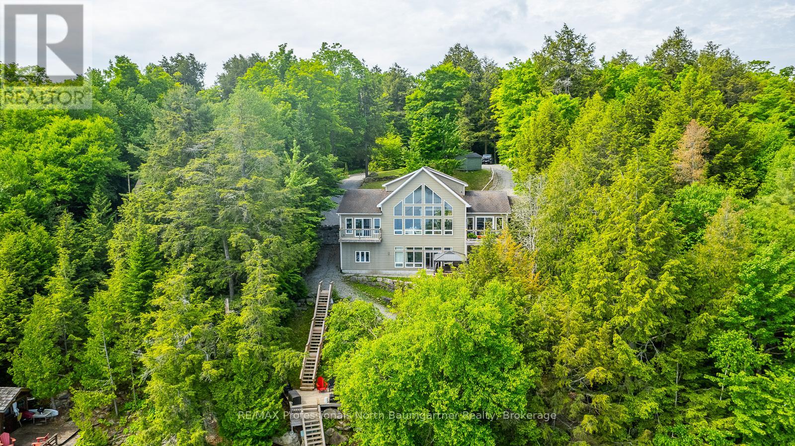 1107 Pine Point Road, Dysart Et Al, Ontario  K0M 1S0 - Photo 47 - X12110017