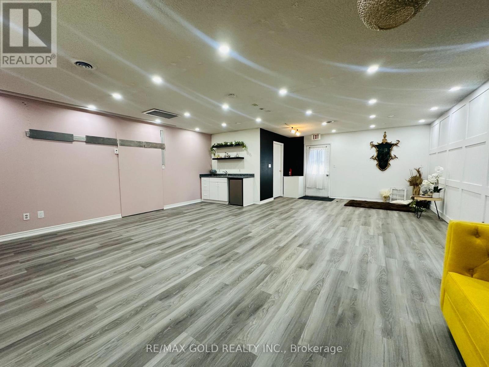 2b - 43 Main Street S, Milton, Ontario  L0P 1B0 - Photo 5 - W12111159