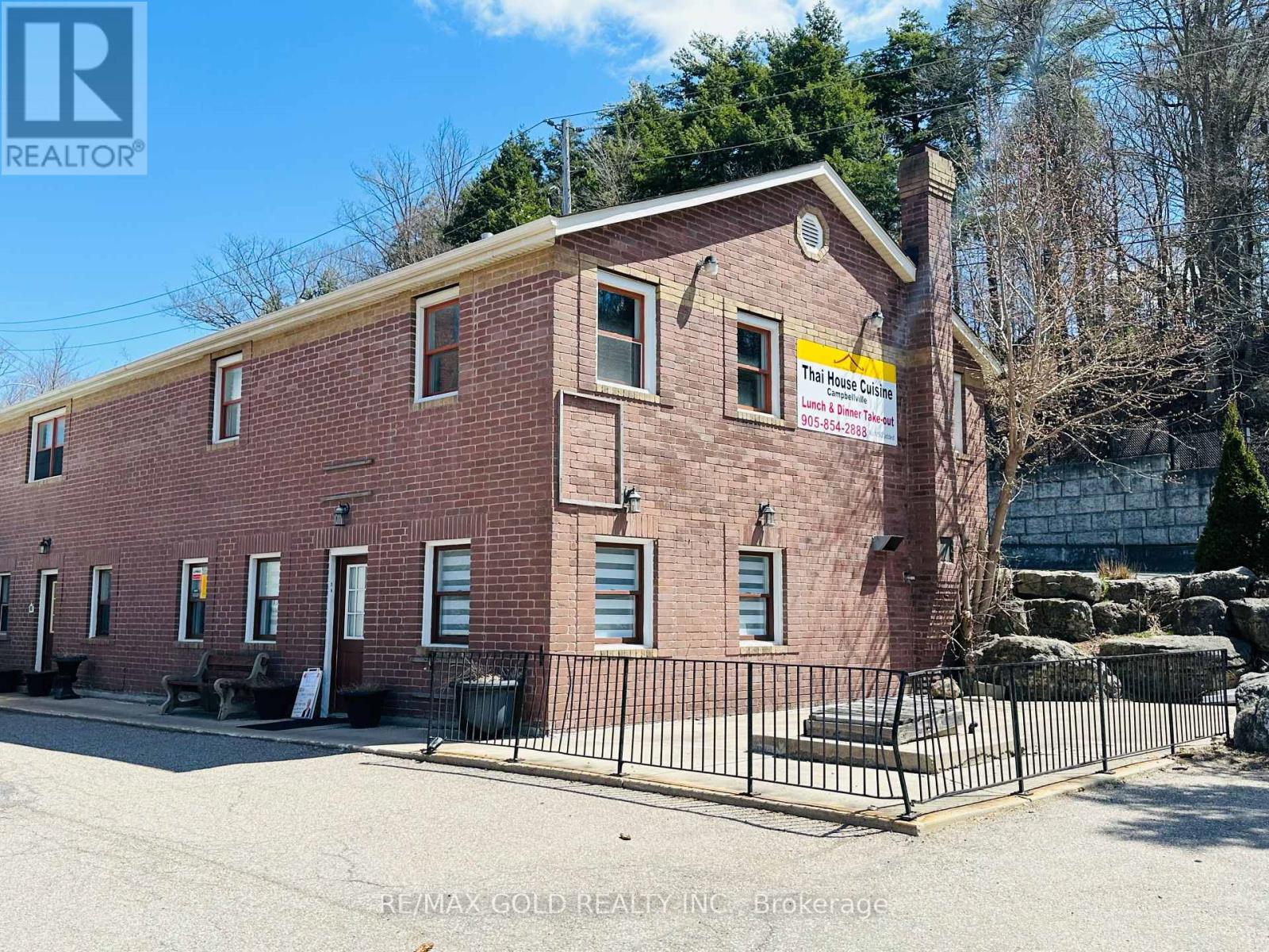 2b - 43 Main Street S, Milton, Ontario  L0P 1B0 - Photo 2 - W12111159