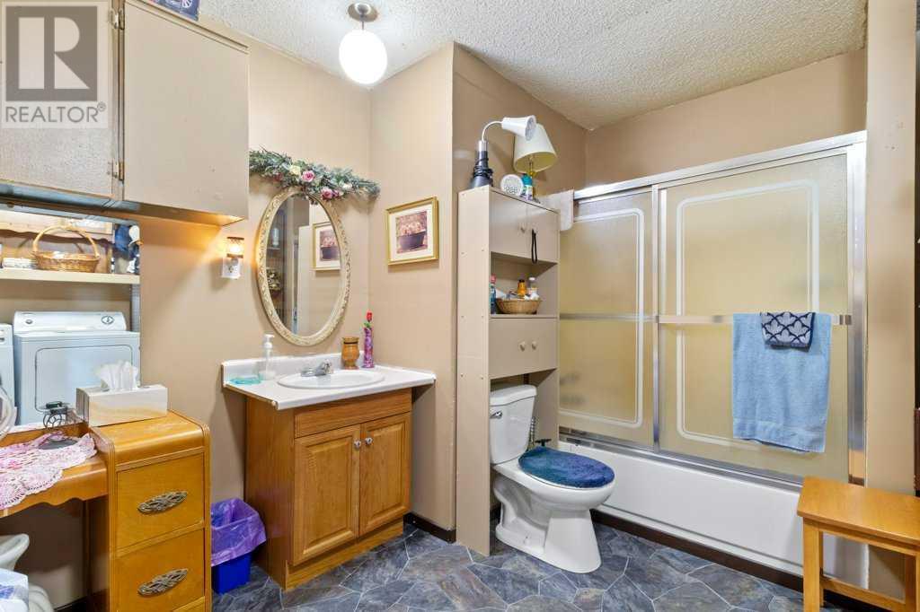 38126 Range Road 250, Rural Lacombe County, Alberta  T4L 2N2 - Photo 45 - A2209059