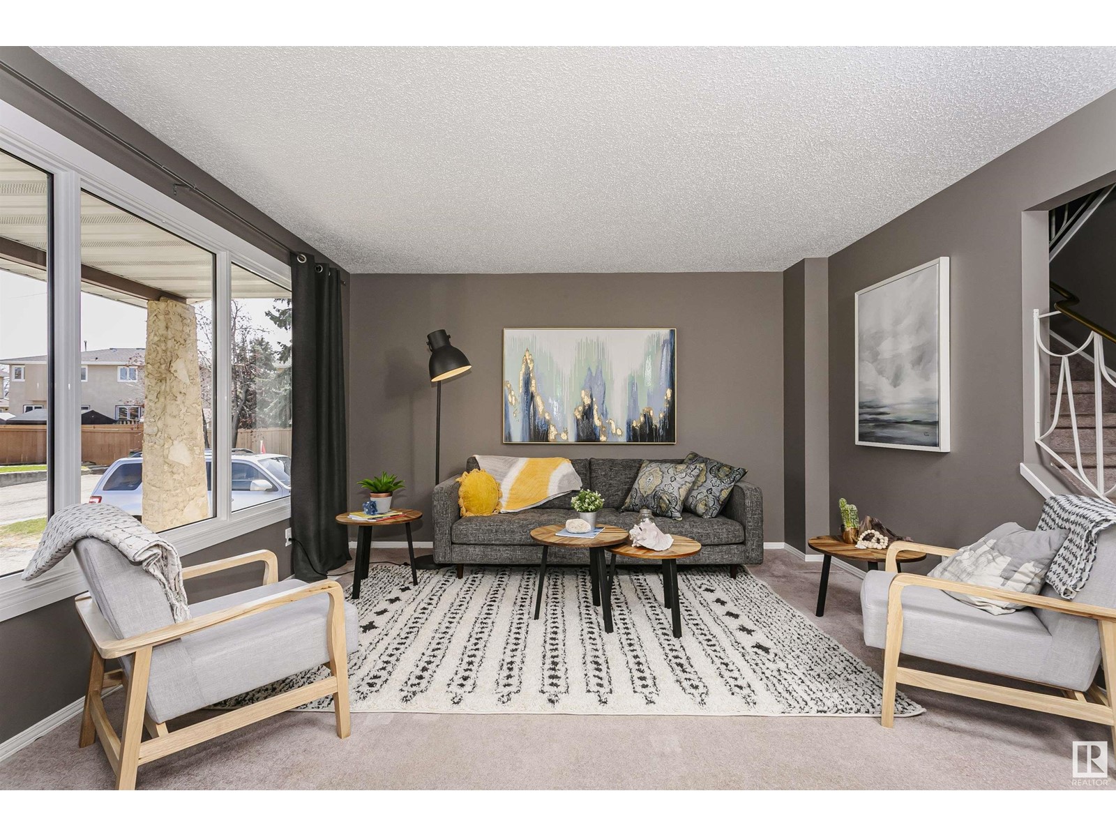 Property at 11023 162A AV NW image 4
